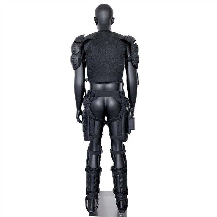Simply Constructed Military Tactical Anti Riot Suit For Personal Protection